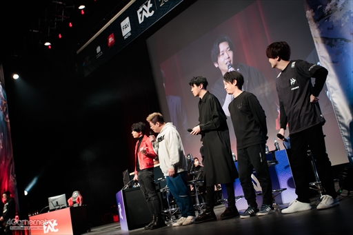 画像ギャラリー No.109のサムネイル画像 / ウメハラ選手,MenaRD選手など「ストリートファイター6」のトップ選手がオフラインで激突。「FAVCUP 2023」を200枚超の写真で振り返る