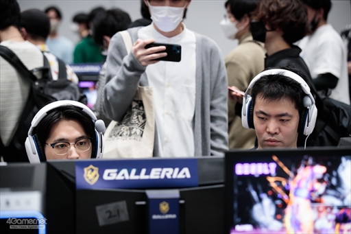 画像ギャラリー No.035のサムネイル画像 / ウメハラ氏主催の格闘ゲームイベント「Beast Cup Tokyo」フォトレポート。プロゲーマーのひぐち選手が優勝を飾る