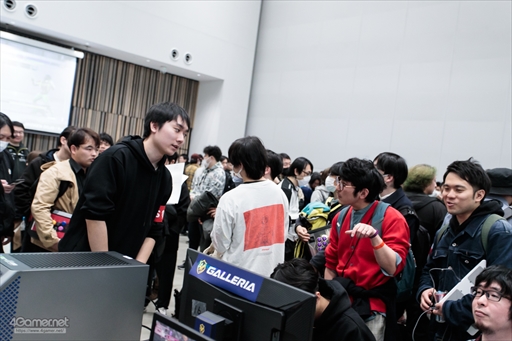 画像ギャラリー No.037のサムネイル画像 / ウメハラ氏主催の格闘ゲームイベント「Beast Cup Tokyo」フォトレポート。プロゲーマーのひぐち選手が優勝を飾る