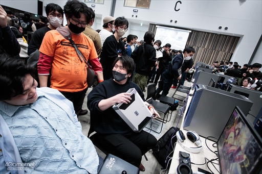 画像ギャラリー No.050のサムネイル画像 / ウメハラ氏主催の格闘ゲームイベント「Beast Cup Tokyo」フォトレポート。プロゲーマーのひぐち選手が優勝を飾る