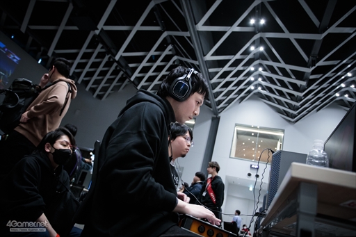 画像ギャラリー No.065のサムネイル画像 / ウメハラ氏主催の格闘ゲームイベント「Beast Cup Tokyo」フォトレポート。プロゲーマーのひぐち選手が優勝を飾る