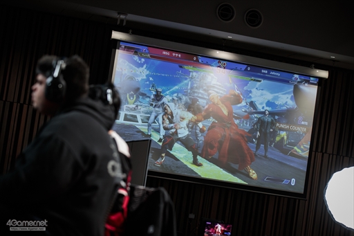画像ギャラリー No.078のサムネイル画像 / ウメハラ氏主催の格闘ゲームイベント「Beast Cup Tokyo」フォトレポート。プロゲーマーのひぐち選手が優勝を飾る