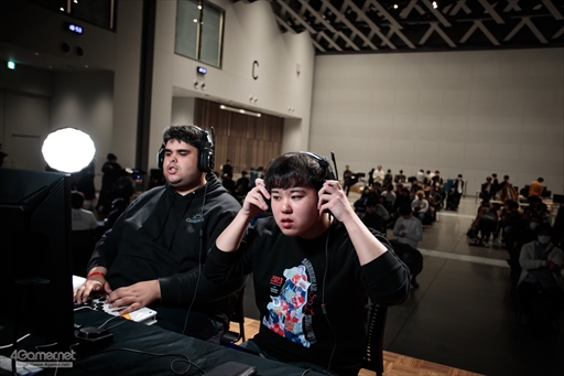 画像ギャラリー No.079のサムネイル画像 / ウメハラ氏主催の格闘ゲームイベント「Beast Cup Tokyo」フォトレポート。プロゲーマーのひぐち選手が優勝を飾る