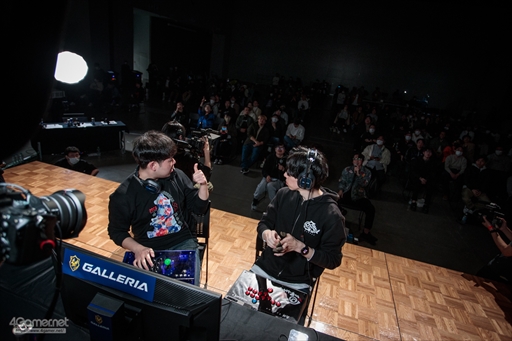 画像ギャラリー No.085のサムネイル画像 / ウメハラ氏主催の格闘ゲームイベント「Beast Cup Tokyo」フォトレポート。プロゲーマーのひぐち選手が優勝を飾る