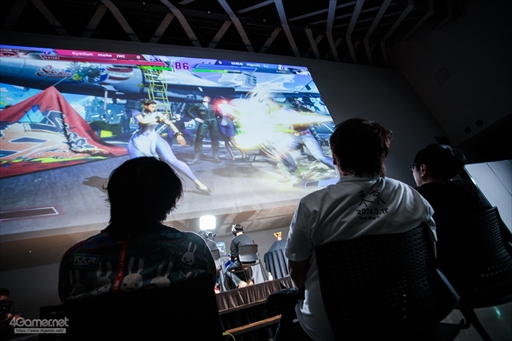 画像ギャラリー No.086のサムネイル画像 / ウメハラ氏主催の格闘ゲームイベント「Beast Cup Tokyo」フォトレポート。プロゲーマーのひぐち選手が優勝を飾る