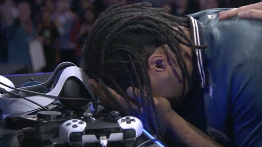 画像ギャラリー No.004のサムネイル画像 / ［EVO2024］「ストリートファイター6」部門優勝はアメリカのPunk選手。長年の悲願だったEVO優勝の栄光を掴む