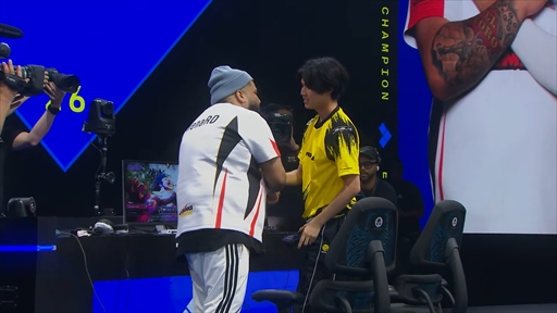 画像ギャラリー No.004のサムネイル画像 / ［EVO2026］「ストリートファイター6」部門優勝はMenaRD選手。絶対王者が連覇を成し遂げる