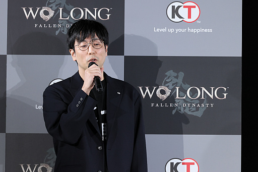 画像ギャラリー No.010のサムネイル画像 / ダーク三国死にゲー「Wo Long: Fallen Dynasty」完成発表会レポート。ケイン・コスギさんが呂布との戦いに挑戦