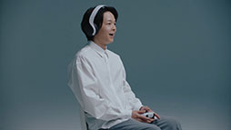 画像ギャラリー No.011のサムネイル画像 / 俳優・中村倫也さんの新鮮なリアクションに注目。「FINAL FANTASY VII REBIRTH」の新たな映像「初プレイ体験」が公開に