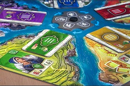 画像ギャラリー No.003のサムネイル画像 / カードを使ったシンプルな文明建設ボードゲーム「HADARA」が,ボードゲームアリーナに登場。会員なら誰でも自由にプレイ可能に