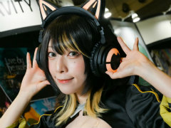 ［TGS2022］グラビティゲームアライズ，新作タイトル8本をお披露目。コスプレイヤーの宮本彩希さんも猫耳姿で登場し，ブースに花を添える