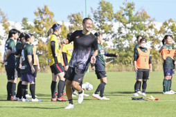 画像ギャラリー No.017のサムネイル画像 / 「復興大臣杯『e復興サッカー選手権』」本戦の開催レポートが公開に