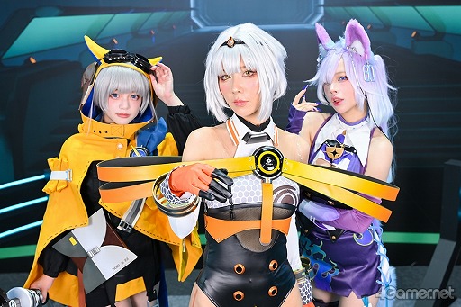 画像ギャラリー No.016のサムネイル画像 / 「イザリア」「ドルフロ2」のキャラに扮した千葉チュチュさん，純米あやのさんらコスプレイヤーをXDブースで激写［TGS2024］