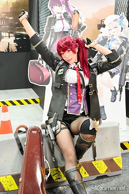 画像ギャラリー No.026のサムネイル画像 / 「イザリア」「ドルフロ2」のキャラに扮した千葉チュチュさん，純米あやのさんらコスプレイヤーをXDブースで激写［TGS2024］