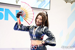 画像ギャラリー No.019のサムネイル画像 / えなこさんらが登場した「餓狼伝説CotW コスプレイヤーフォトセッション」の写真を取り急ぎお届けしよう［TGS2024］