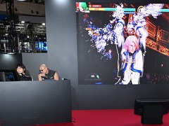 カイン役の中村悠一さんが連続技に挑戦。「餓狼伝説 City of the Wolves」を開発陣と遊ぶ「わしゃがなTV出張版」ステージ［TGS2026］