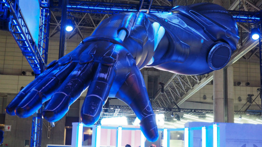 画像ギャラリー No.003のサムネイル画像 / ［TGS2022］サバイバルTPS「アース：リバイバル」プレイレポート。機械デザイン担当・河森正治氏による設定画のブース展示にも注目