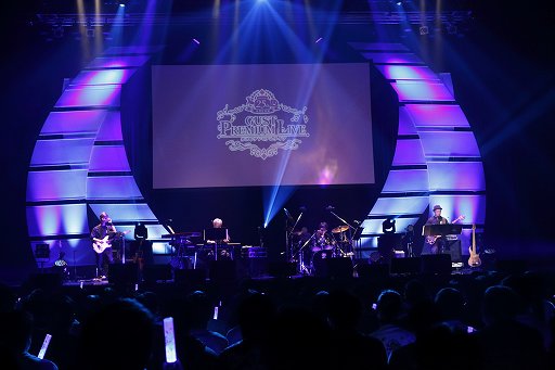 画像ギャラリー No.003のサムネイル画像 / 「アトリエ25周年記念 ガストプレミアムライブ」レポート。約4年ぶりのライブは11組のアーティストが出演,岸田メル氏も熱唱