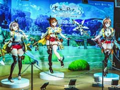 ［TGS2022］「ライザのアトリエ3」プレイレポート。ブースには等身大ライザ3体が勢ぞろいで，太もも圧がヤバイ