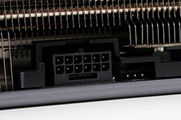 画像ギャラリー No.006のサムネイル画像 / Palit「GeForce RTX 4090 GameRock OC」をテスト。ド派手に輝く巨大クーラーはゲームでどの程度の効果があるのか