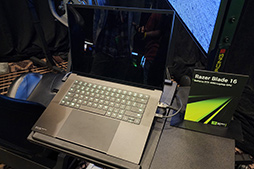 画像ギャラリー No.028のサムネイル画像 / 4K×3画面も楽勝なノートPC向けGeForce RTX 40の性能が明らかに。GeForce NOWはローカルPCよりも低遅延に?