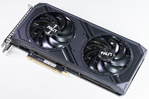 画像ギャラリー No.002のサムネイル画像 / 独自大型クーラー採用のPalit製「GeForce RTX 4070 SUPER Dual」を試す。リファレンス仕様で消費電力あたり性能に優れる