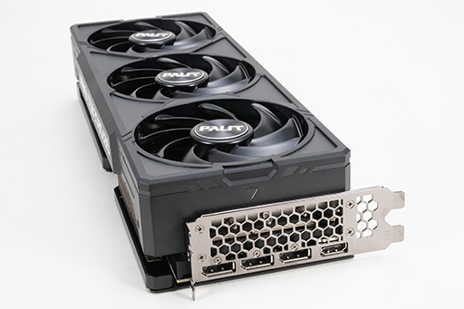 画像ギャラリー No.014のサムネイル画像 / RTX 40 SUPERシリーズの2番手「GeForce RTX 4070 Ti SUPER」レビュー。メモリ16GBが特徴のRTX 4070最上位モデルの実力はいかに