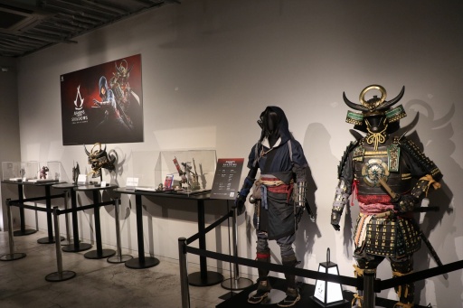 画像ギャラリー No.011のサムネイル画像 / 「アサシン クリード コラボカフェ『LEGACY』」東京・原宿で開催中。最新作「アサシン クリード シャドウズ」を中心に歴代シリーズの展示を楽しめる
