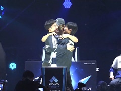 ［EVO Japan］「鉄拳8」部門優勝は韓国のKnee選手。鉄拳の神と呼ばれる男が再びの栄冠を手にした