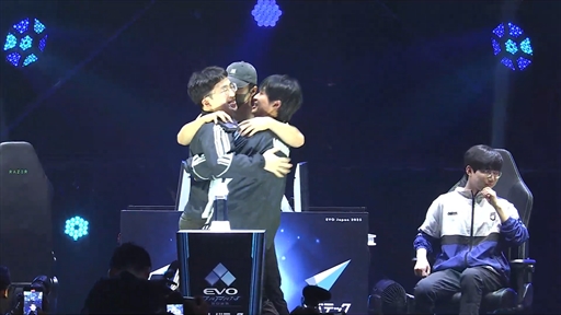 画像ギャラリー No.002のサムネイル画像 / ［EVO Japan］「鉄拳8」部門優勝は韓国のKnee選手。鉄拳の神と呼ばれる男が再びの栄冠を手にした