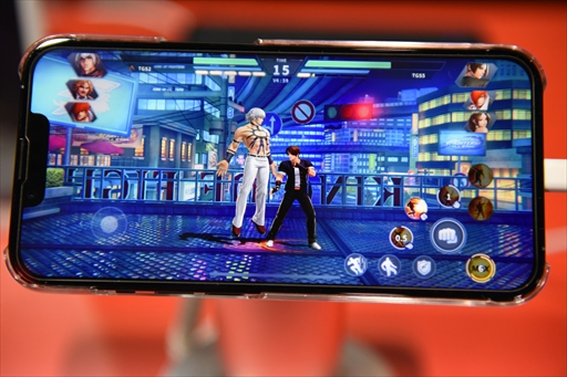 画像ギャラリー No.006のサムネイル画像 / ［TGS2022］「THE KING OF FIGHTERS ARENA」試遊レポート。シンプル操作で対戦格闘ゲームを楽しめるブロックチェーン基盤のKOF
