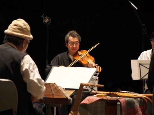 画像ギャラリー No.012のサムネイル画像 / 「幻想水滸伝 Acoustic Live 〜古楽器の調べ〜」をレポート。カテリーナ古楽合奏団の古楽器とMUSICエンジンのクラシック楽器とのコラボで,名曲の数々を再現