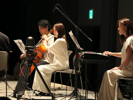 画像ギャラリー No.014のサムネイル画像 / 「幻想水滸伝 Acoustic Live 〜古楽器の調べ〜」をレポート。カテリーナ古楽合奏団の古楽器とMUSICエンジンのクラシック楽器とのコラボで,名曲の数々を再現