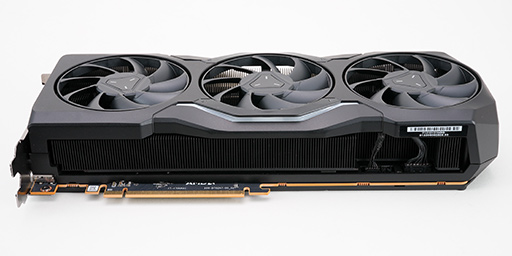 画像ギャラリー No.018のサムネイル画像 / AMDの新型GPU「Radeon RX 7900 XTX/XT」搭載カードがやってきた！　写真で見る新世代Radeonリファレンスカードの姿