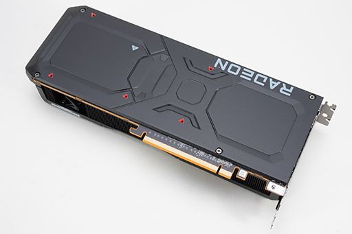 画像ギャラリー No.013のサムネイル画像 / RDNA 3世代のミドルハイGPU「Radeon RX 7800 XT」&「Radeon RX 7700 XT」の実力を探る。RX 7700 XTのコスパは良好だ