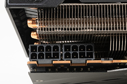 画像ギャラリー No.025のサムネイル画像 / RDNA 3世代のミドルハイGPU「Radeon RX 7800 XT」&「Radeon RX 7700 XT」の実力を探る。RX 7700 XTのコスパは良好だ