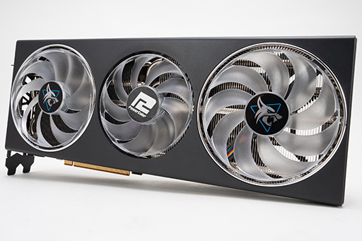 画像ギャラリー No.002のサムネイル画像 / Radeonの新ミドルハイGPU「Radeon RX 7900 GRE」レビュー。RX 7900 XTやGeForce 4070 SUPERとの性能差は?