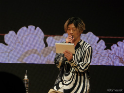 画像ギャラリー No.012のサムネイル画像 / AGF2022「恋花幕明録制作発表会」ステージレポート。仲村宗悟さん，鈴木崚汰さん，木村良平さんが幕末・明治の難問雑学に挑戦