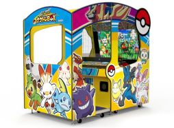 画像ギャラリー No.002のサムネイル画像 / 「ポケモンメガゲット！ナゲトレBOX」が10月上旬に稼働開始。ボールを投げてポケモンをゲットするキッズ向けアミューズメントマシン