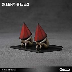 画像ギャラリー No.002のサムネイル画像 / 「SILENT HILL 2」の“レッドピラミッドシング”がデフォルメされて“三角ちゃん”に。「三角ちゃん モバイルスタンド」の予約受付を開始
