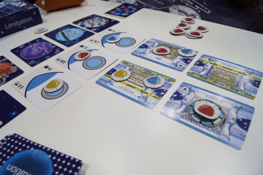 画像ギャラリー No.007のサムネイル画像 / ついに試遊卓が復活した「ゲームマーケット2022秋」。会場で遊べた新作タイトルから,オススメ6作をまとめて紹介