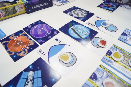 画像ギャラリー No.009のサムネイル画像 / ついに試遊卓が復活した「ゲームマーケット2022秋」。会場で遊べた新作タイトルから,オススメ6作をまとめて紹介