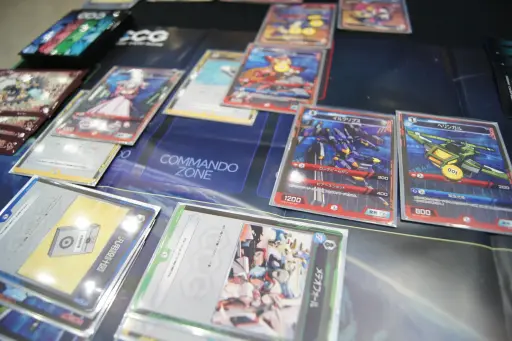 画像ギャラリー No.005のサムネイル画像 / 想像以上に硬派でアツいTCG。ゲムマ会場で見かけた「Cosmic Card Game」をサイバーステップブースで遊んでみた
