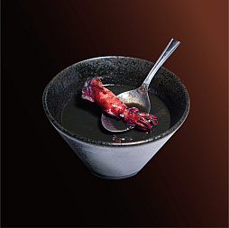 画像ギャラリー No.029のサムネイル画像 / クリプトビオシスやサムの血液袋が飲食できる！？ 「DEATH STRANDING 2」ポップアップショップ，ブランドコラボ商品の情報を公開