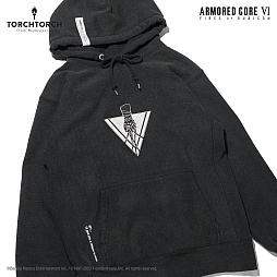 画像ギャラリー No.002のサムネイル画像 / 「ARMORED CORE VI」ハンドラー・ウォルターをモチーフにしたパーカーが登場。胸に“猟犬のリードを握る右腕”のエンブレムをプリント