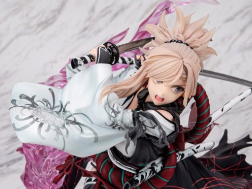 画像ギャラリー No.003のサムネイル画像 / 「Fate/Samurai Remnant」に登場するバーサーカーの宮本武蔵を立体化。ソフト付きのDX版と通常版の予約受付を開始