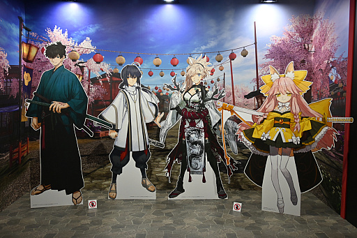 画像ギャラリー No.002のサムネイル画像 / 新サーヴァントはタマモアリア。FGOフェス「Fate/Samurai Remnant」ブースに等身大パネル展示中。クー・フーリン参戦も発表