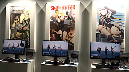 画像ギャラリー No.003のサムネイル画像 / ［TGS2023］「スノウブレイク」ブースは企画たっぷり。コスプレイヤーから特典コードを手に入れて“夢幻迷途”に浸ろう【PR】