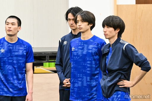 画像ギャラリー No.010のサムネイル画像 / 「舞台『ブルーロック』」は5月4日に開幕。“史上最もイカれたサッカー漫画”の舞台版はいかに。公開稽古＆合同取材レポート