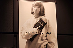 画像ギャラリー No.003のサムネイル画像 / ZETA DIVISIONと自動車部品メーカーが開発したゲーマー向けキーボード「ZENAIM KEYBOARD」の実機が初公開